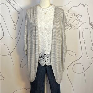 LE LIS- Grey & White Striped Women's Cardigan Size M/L